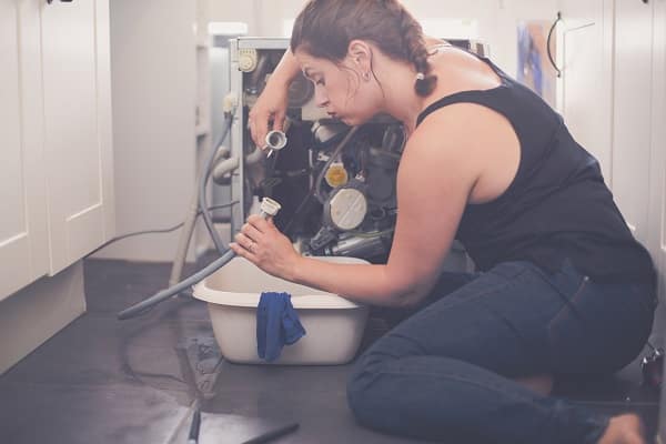 Top 4 Reasons for a Viking Dishwasher Not Draining Water